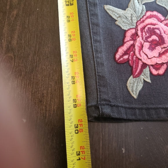 Code Bleu Soho Skinny Leg Mid Rise Jeans NWT Women's Size 8 - Picture 11 of 11